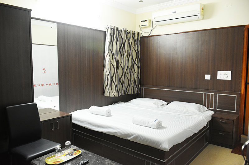 Hotel Govind Heights - Executive Double Room-3